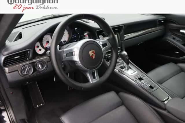 Porsche 911 (2015) thumbnail 4
