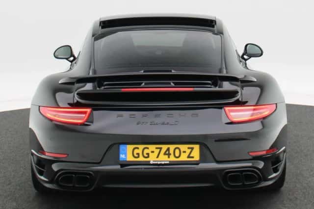Porsche 911 (2015) thumbnail 6