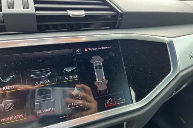 Audi Q3 (2021) thumbnail 20