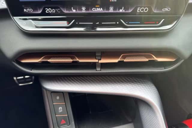 CUPRA Terramar (2025) thumbnail 26