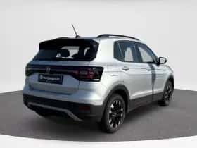 Volkswagen T-Cross (2023) thumbnail 2