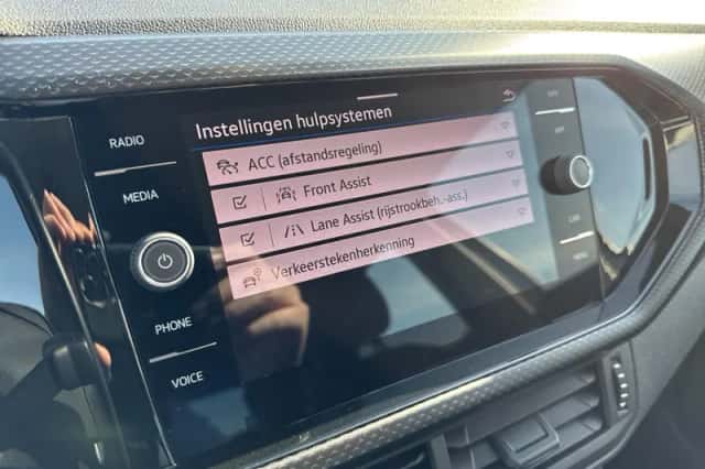 Volkswagen T-Cross (2023) thumbnail 18