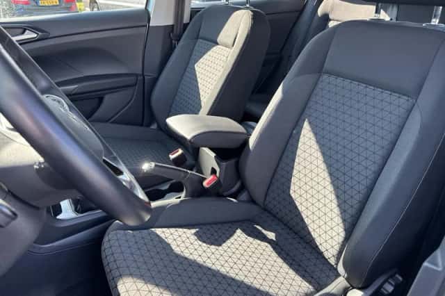 Volkswagen T-Cross (2023) thumbnail 8