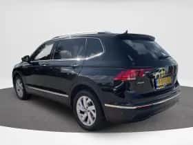Volkswagen Tiguan (2022) thumbnail 2
