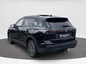 Volkswagen Tiguan (2025) thumbnail 2