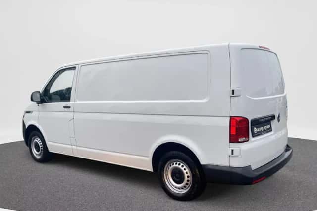 Volkswagen Transporter (2021) thumbnail 2
