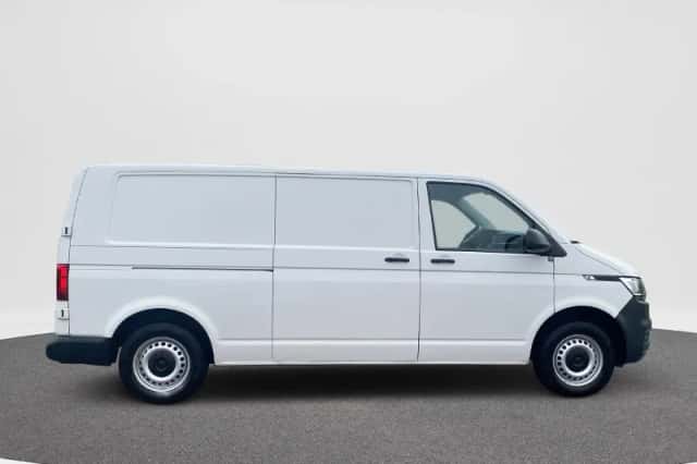 Volkswagen Transporter (2021) thumbnail 4