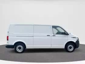 Volkswagen Transporter (2021) thumbnail 4