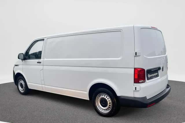 Volkswagen Transporter (2021) thumbnail 2