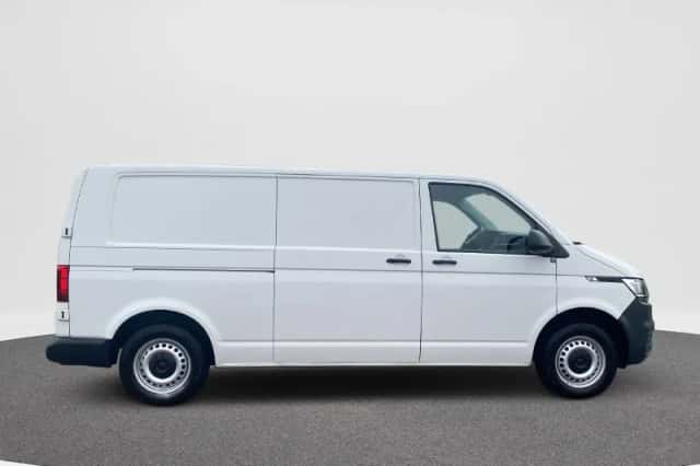 Volkswagen Transporter (2021) thumbnail 4