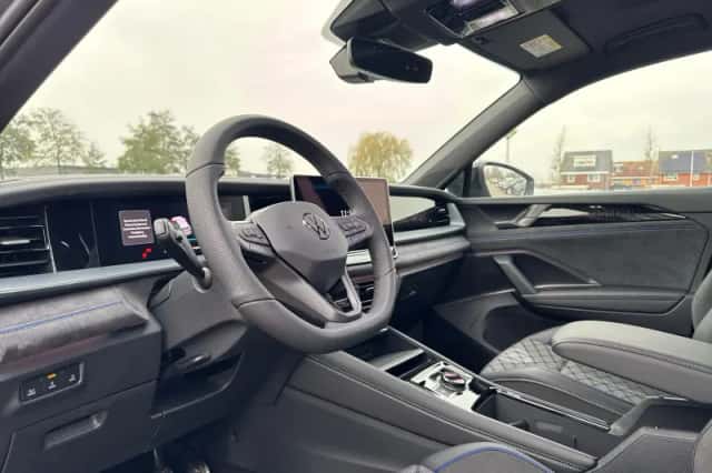 Volkswagen Tayron (2025) thumbnail 6