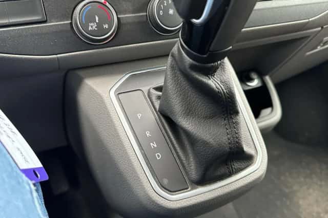 Volkswagen E-Transporter T6 (2021) thumbnail 14