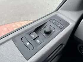 Volkswagen E-Transporter T6 (2021) thumbnail 15