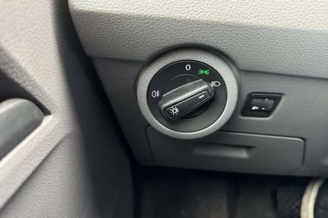 Volkswagen E-Transporter T6 (2021) thumbnail 16