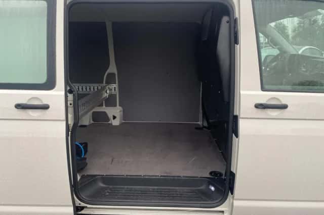 Volkswagen Transporter (2021) thumbnail 13