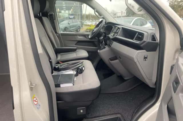 Volkswagen Transporter (2021) thumbnail 14