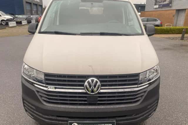 Volkswagen Transporter (2021) thumbnail 15