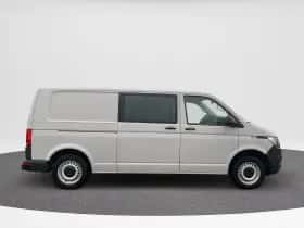 Volkswagen Transporter (2021) thumbnail 4