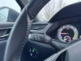 Škoda Superb (2021) thumbnail 16