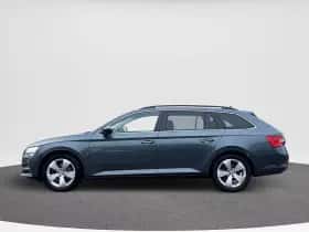Škoda Superb (2021) thumbnail 6