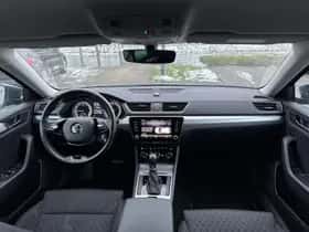 Škoda Superb (2021) thumbnail 8