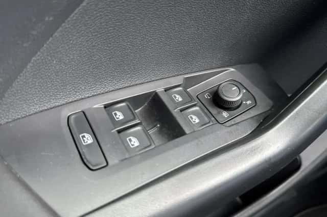 Volkswagen T-Cross (2023) thumbnail 18