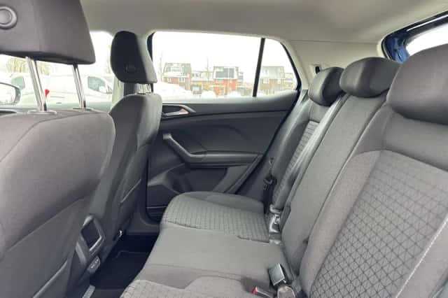 Volkswagen T-Cross (2023) thumbnail 6