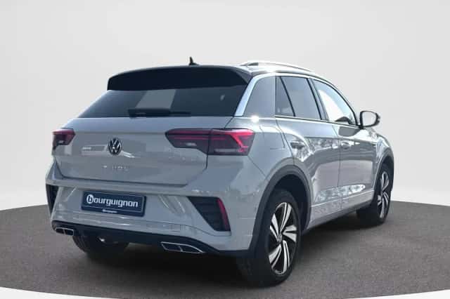 Volkswagen T-Roc (2024) thumbnail 2
