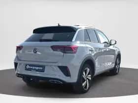 Volkswagen T-Roc (2024) thumbnail 2