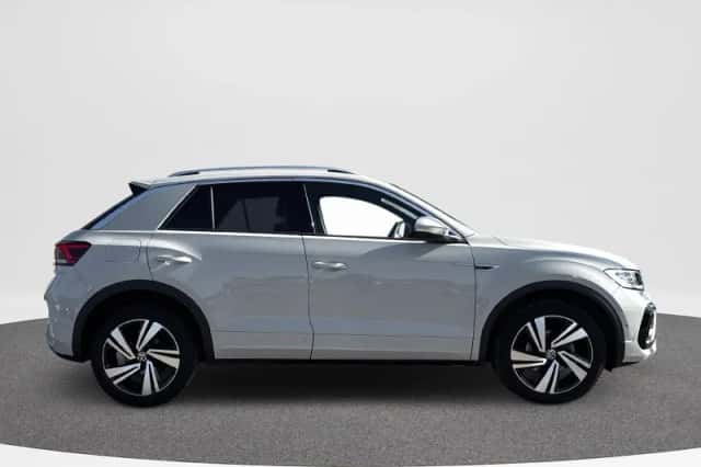 Volkswagen T-Roc (2024) thumbnail 5