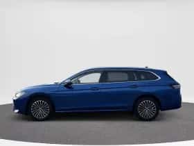 Volkswagen Passat thumbnail 2