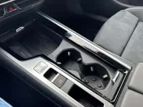 Volkswagen Passat thumbnail 24