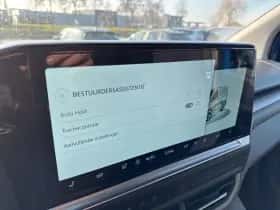 Volkswagen E-Transporter Caravelle thumbnail 24