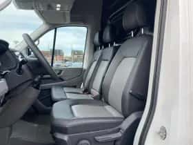 Volkswagen Crafter (2024) thumbnail 4