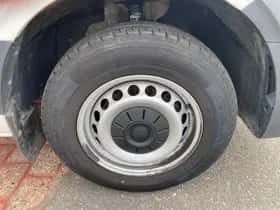 Volkswagen Crafter (2024) thumbnail 11