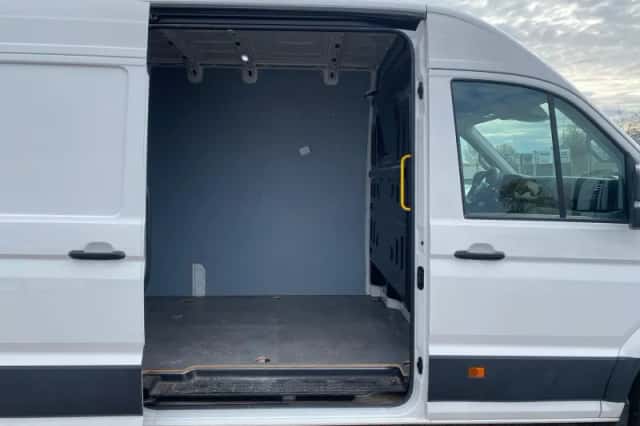 Volkswagen Crafter (2024) thumbnail 5