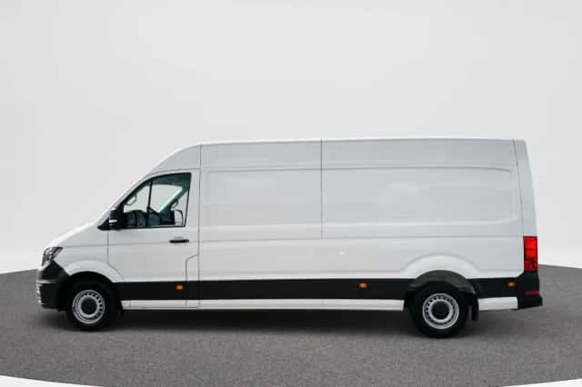Volkswagen Crafter (2024) thumbnail 2