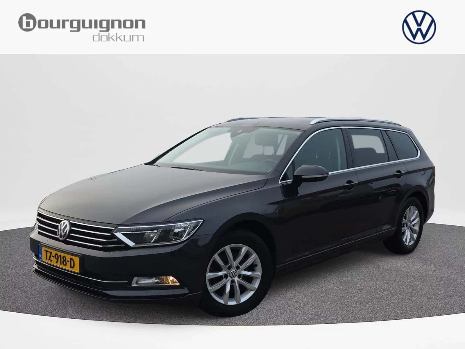 Volkswagen Passat (2018) — foto 1