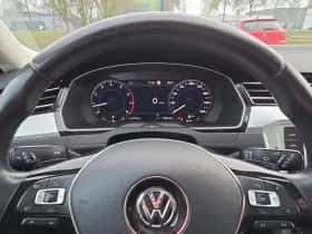 Volkswagen Passat (2018) thumbnail 15