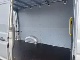 Volkswagen Crafter thumbnail 14