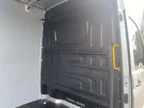 Volkswagen Crafter thumbnail 15