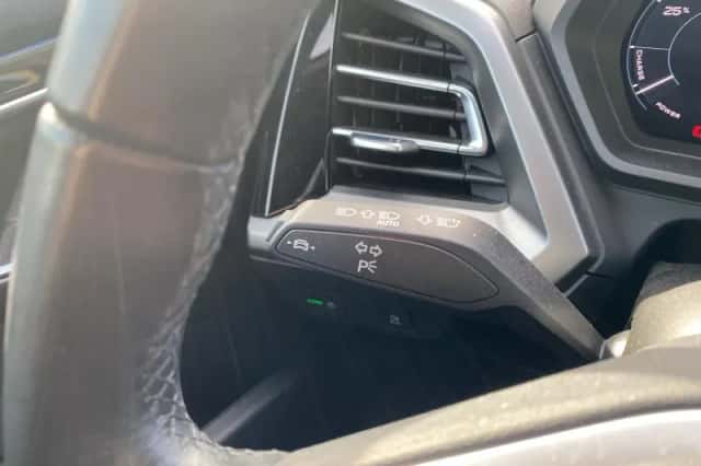 Audi Q4 (2024) thumbnail 22
