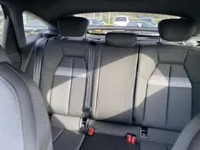 Audi Q4 (2024) thumbnail 8