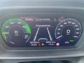 Audi Q4 (2024) thumbnail 9