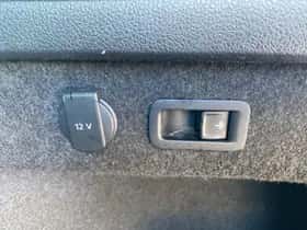 Volkswagen Passat thumbnail 24