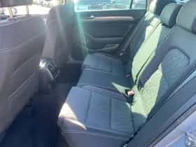 Volkswagen Passat thumbnail 27