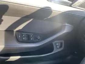 Volkswagen Passat thumbnail 29