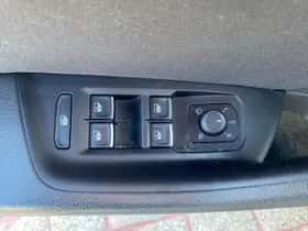 Volkswagen Passat thumbnail 30