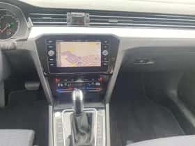 Volkswagen Passat (2022) thumbnail 15