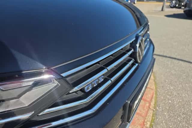 Volkswagen Passat (2021) thumbnail 14